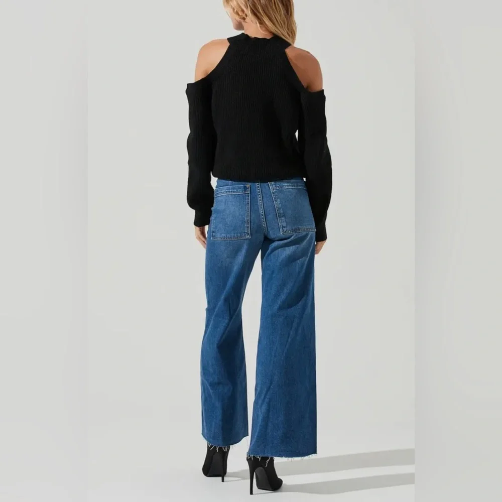 ASTR the Label Cold Shoulder Mock Neck Sweater - Picture 4 of 8